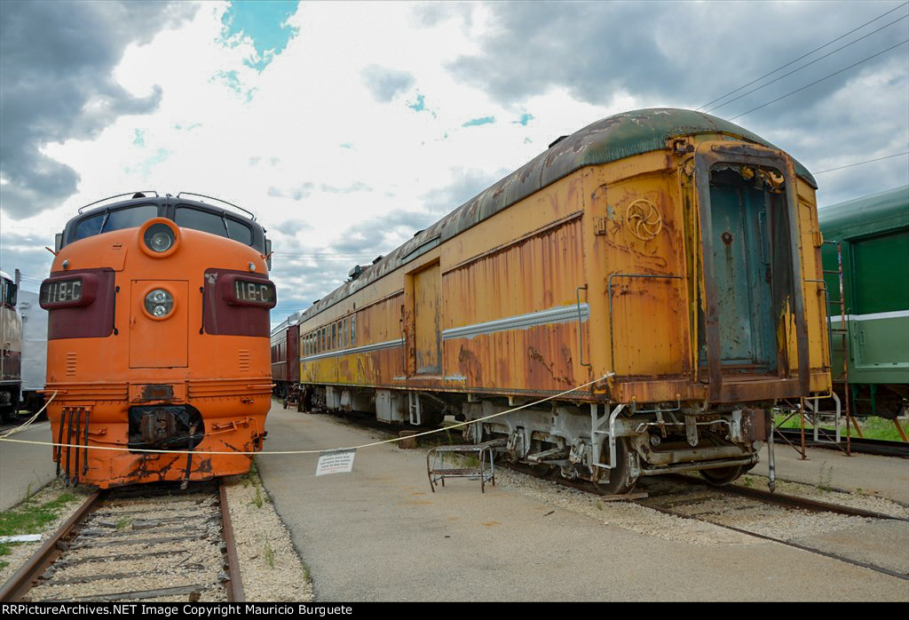 Chicago & North Western Baggage - Coach